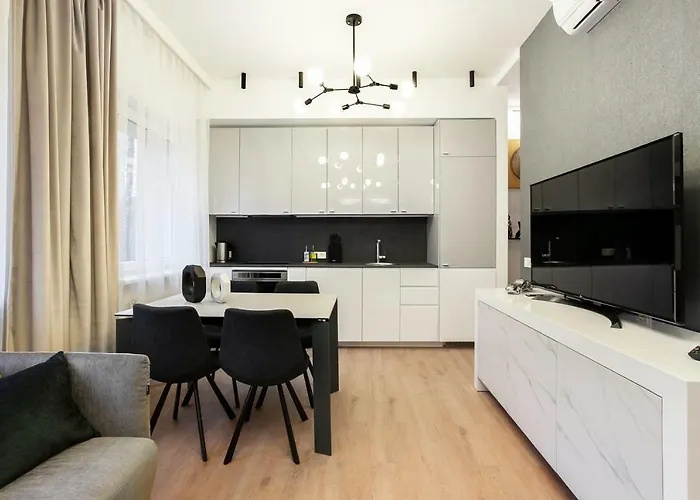 Апартаменти Luxury For Everyone - Hills Park Lux 2