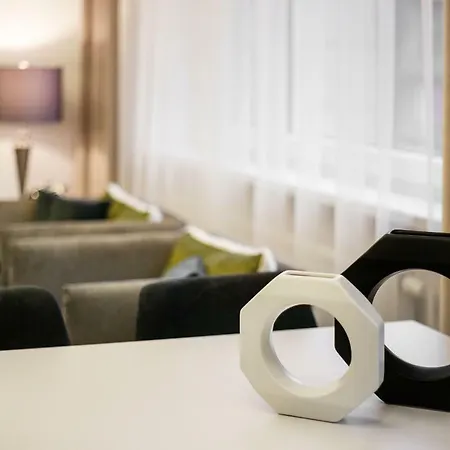 Luxury For Everyone - Hills Park Lux 2 *